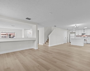 1537 Morning Star Drive - Photo Thumbnail 15