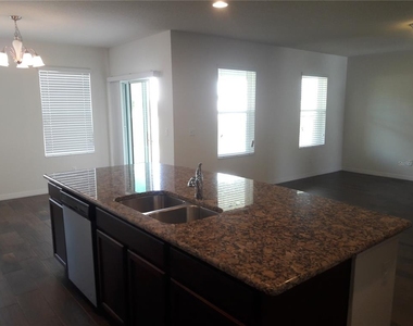 3202 Turret Drive - Photo Thumbnail 11