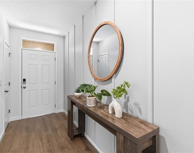 1041 Champion Ridge Drive - Photo Thumbnail 11