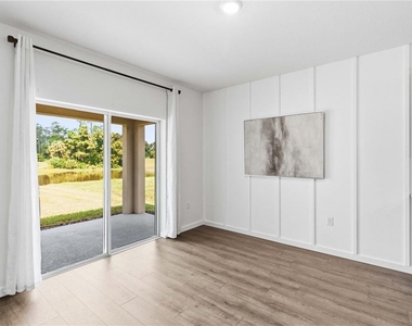 1041 Champion Ridge Drive - Photo Thumbnail 10