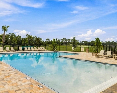 1041 Champion Ridge Drive - Photo Thumbnail 34