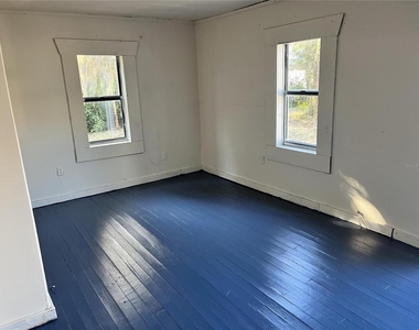 1290 Henson Lane - Photo Thumbnail 5