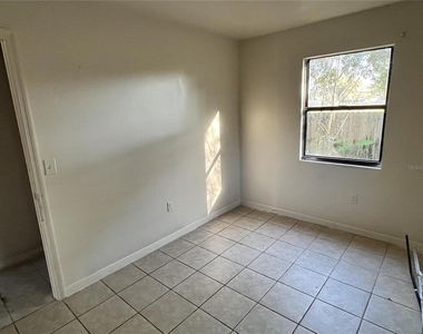 1290 Henson Lane - Photo Thumbnail 6