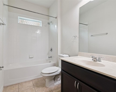660 Fanning Drive - Photo Thumbnail 30