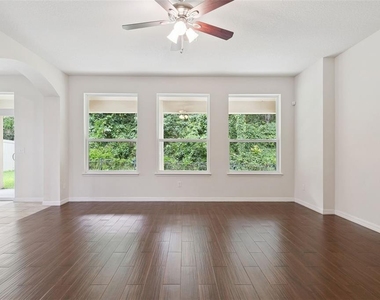 660 Fanning Drive - Photo Thumbnail 9