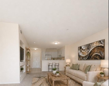 13815 Fairway Island Drive - Photo Thumbnail 5
