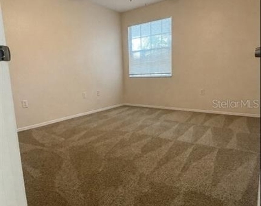 13815 Fairway Island Drive - Photo Thumbnail 14