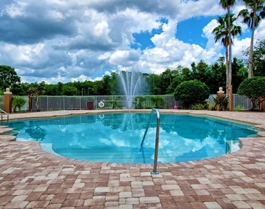 13815 Fairway Island Drive - Photo Thumbnail 22