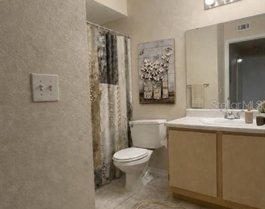 13815 Fairway Island Drive - Photo Thumbnail 15
