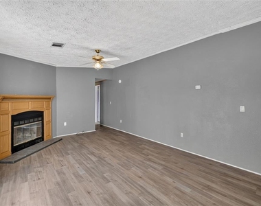 311 Se Highway 42 - Photo Thumbnail 8