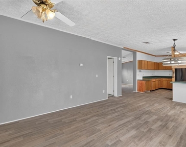 311 Se Highway 42 - Photo Thumbnail 9
