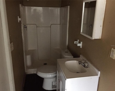 1489 Grothe Street - Photo Thumbnail 3