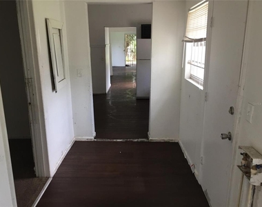 1489 Grothe Street - Photo Thumbnail 7