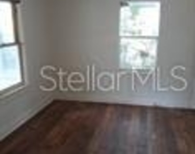 403 Walnut Street - Photo Thumbnail 6
