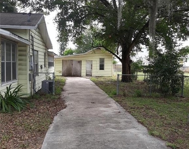 403 Walnut Street - Photo Thumbnail 8