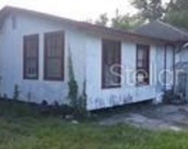 1031 Herschell Street - Photo Thumbnail 4
