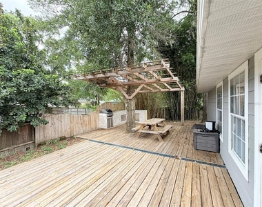 5722 Sw 85th Street - Photo Thumbnail 5