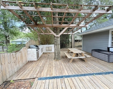 5722 Sw 85th Street - Photo Thumbnail 6