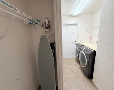 5722 Sw 85th Street - Photo Thumbnail 14