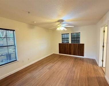 5722 Sw 85th Street - Photo Thumbnail 10