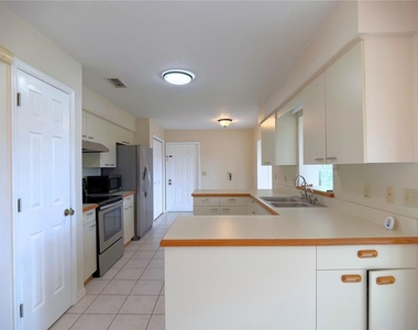 5001 Nw 31st Street - Photo Thumbnail 14
