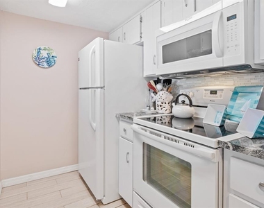 3600 S Ocean Shore Boulevard - Photo Thumbnail 12