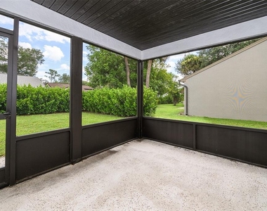 19584 Carob Court - Photo Thumbnail 28