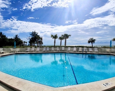 19 Whispering Sands Drive - Photo Thumbnail 10