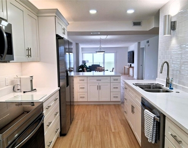 19 Whispering Sands Drive - Photo Thumbnail 15