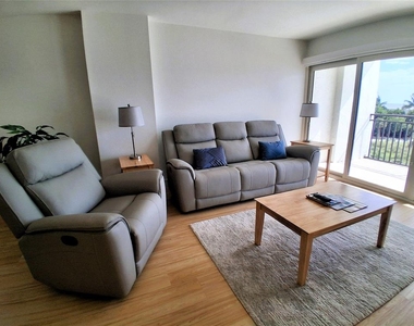 19 Whispering Sands Drive - Photo Thumbnail 21