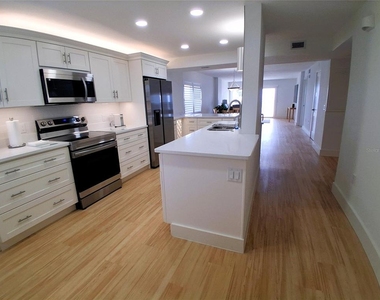 19 Whispering Sands Drive - Photo Thumbnail 14