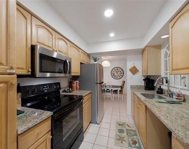 643 Mobile Road - Photo Thumbnail 11