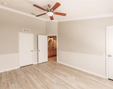7220 83rd Drive E - Photo Thumbnail 20