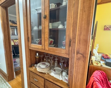 7658 North Sheridan Road - Photo Thumbnail 5