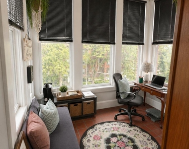7658 North Sheridan Road - Photo Thumbnail 7