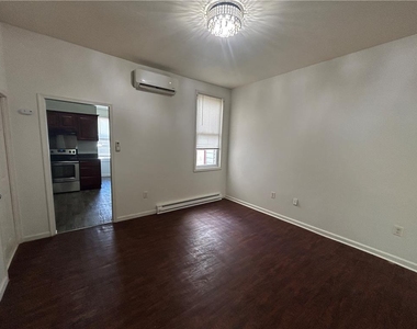 721 Northampton Street - Photo Thumbnail 3