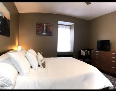 117 Madison Street - Photo Thumbnail 2