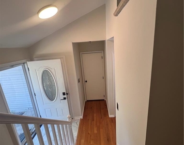 896 Briarstone Road - Photo Thumbnail 21