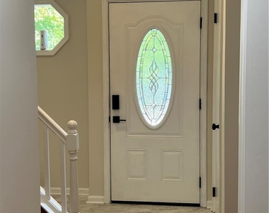 896 Briarstone Road - Photo Thumbnail 3