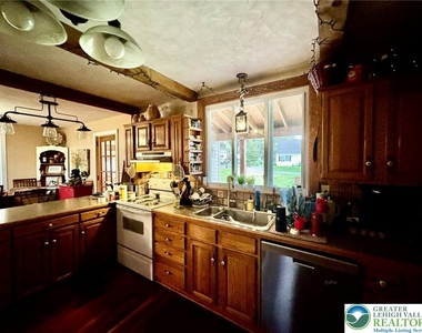 233 High Street - Photo Thumbnail 7
