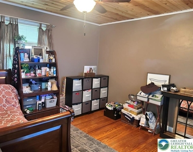 233 High Street - Photo Thumbnail 16