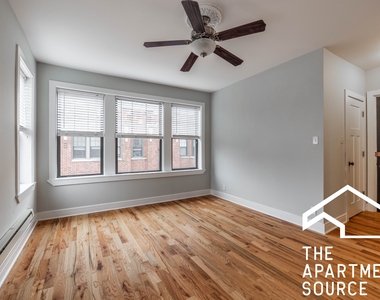 4419 North Wolcott Avenue - Photo Thumbnail 4