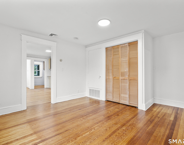 37 Gridley Street - Photo Thumbnail 7