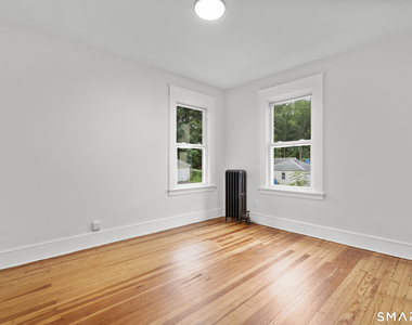 37 Gridley Street - Photo Thumbnail 8