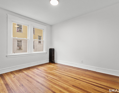 37 Gridley Street - Photo Thumbnail 7