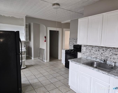 9 Woodlawn Terrace - Photo Thumbnail 4