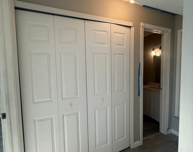 74 Main Street - Photo Thumbnail 11