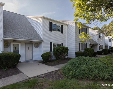 565 Clark Avenue - Photo Thumbnail 2