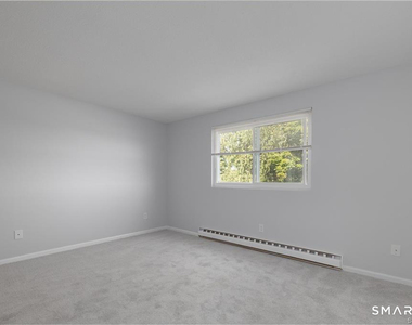 565 Clark Avenue - Photo Thumbnail 16