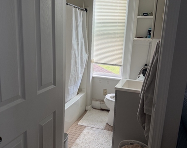 129 Union Street - Photo Thumbnail 7